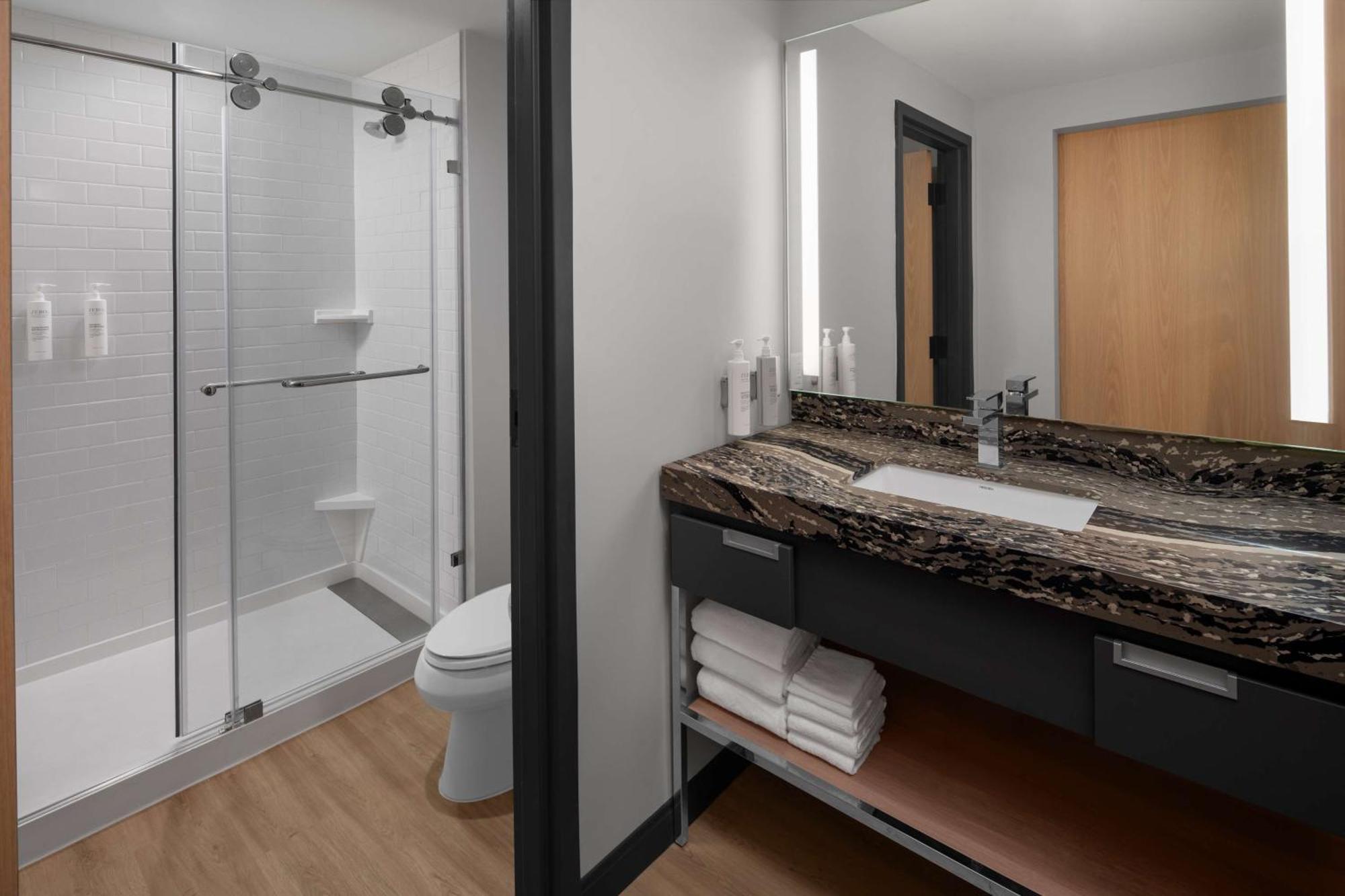 Homewood Suites By Hilton Grand Prairie At Epiccentral Exterior foto