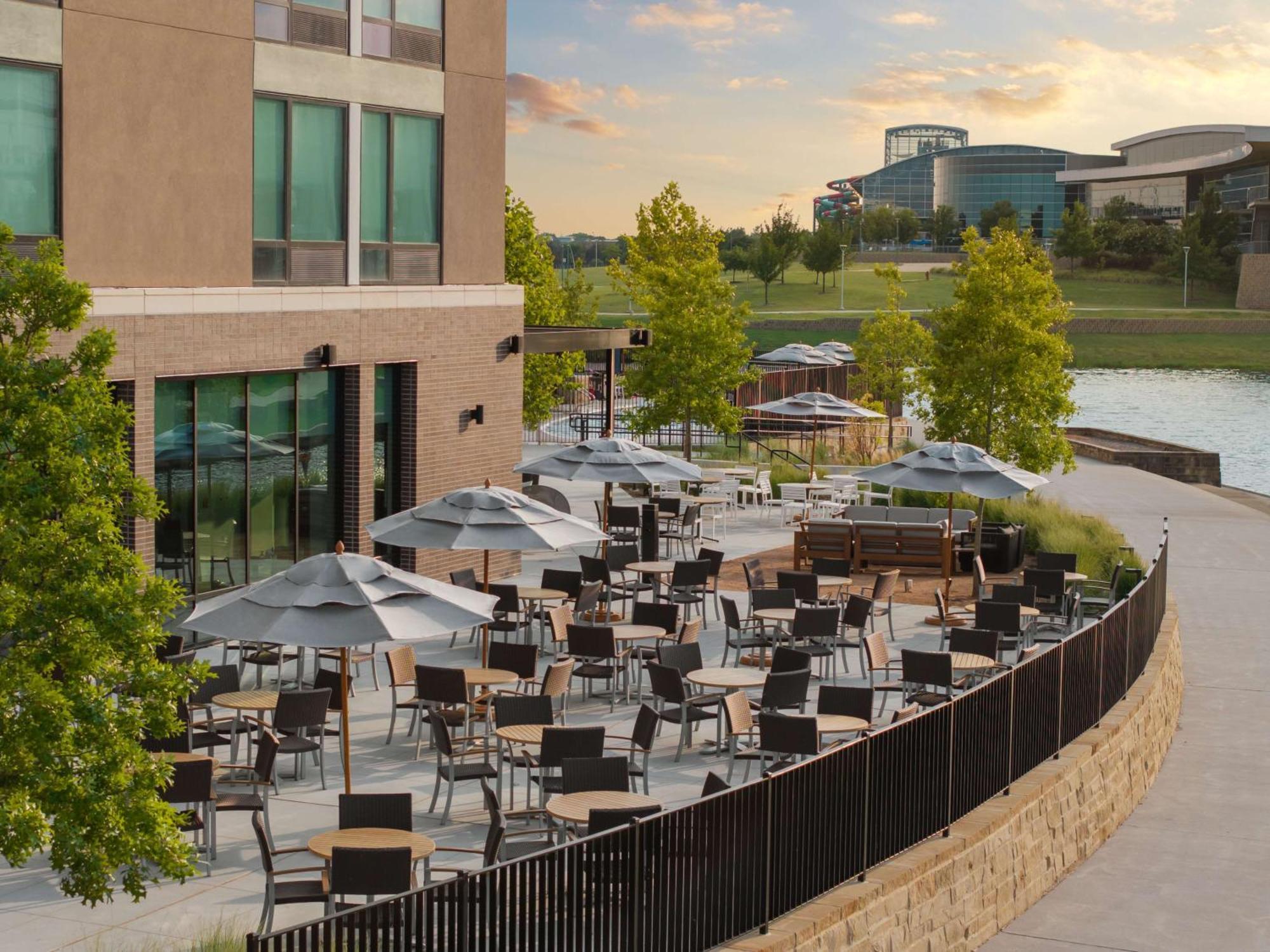 Homewood Suites By Hilton Grand Prairie At Epiccentral Exterior foto